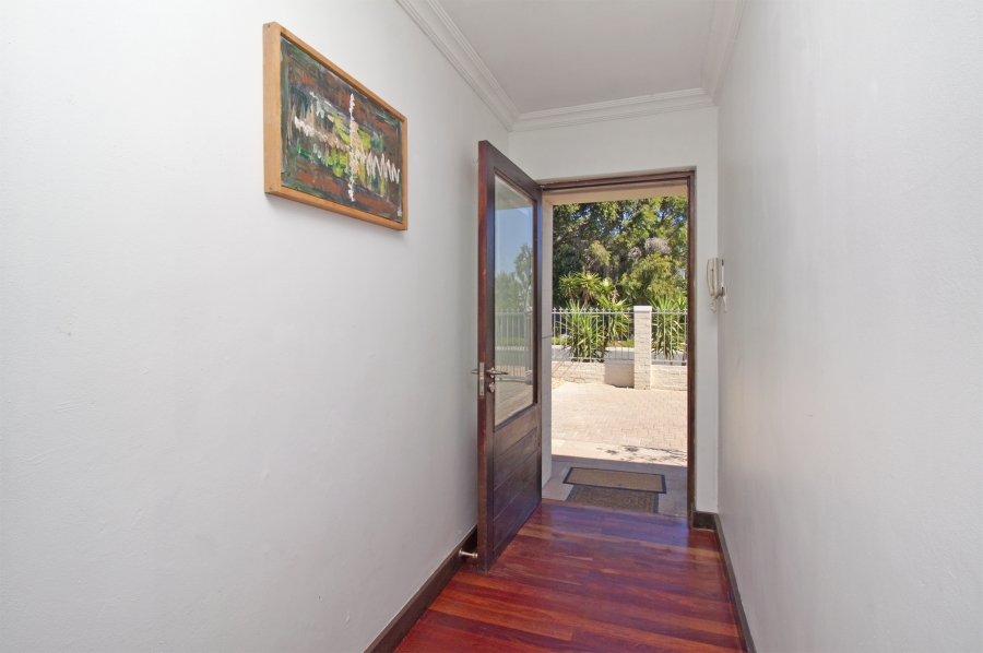 3 Bedroom Property for Sale in Milkwood Park Western Cape